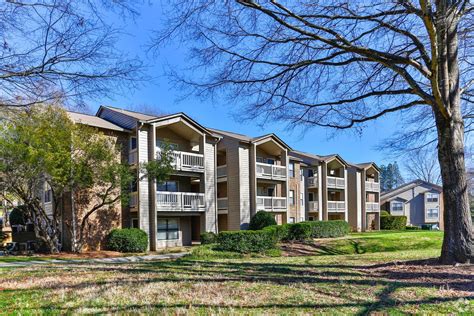 Apartments in pineville nc under $1000. Things To Know About Apartments in pineville nc under $1000. 